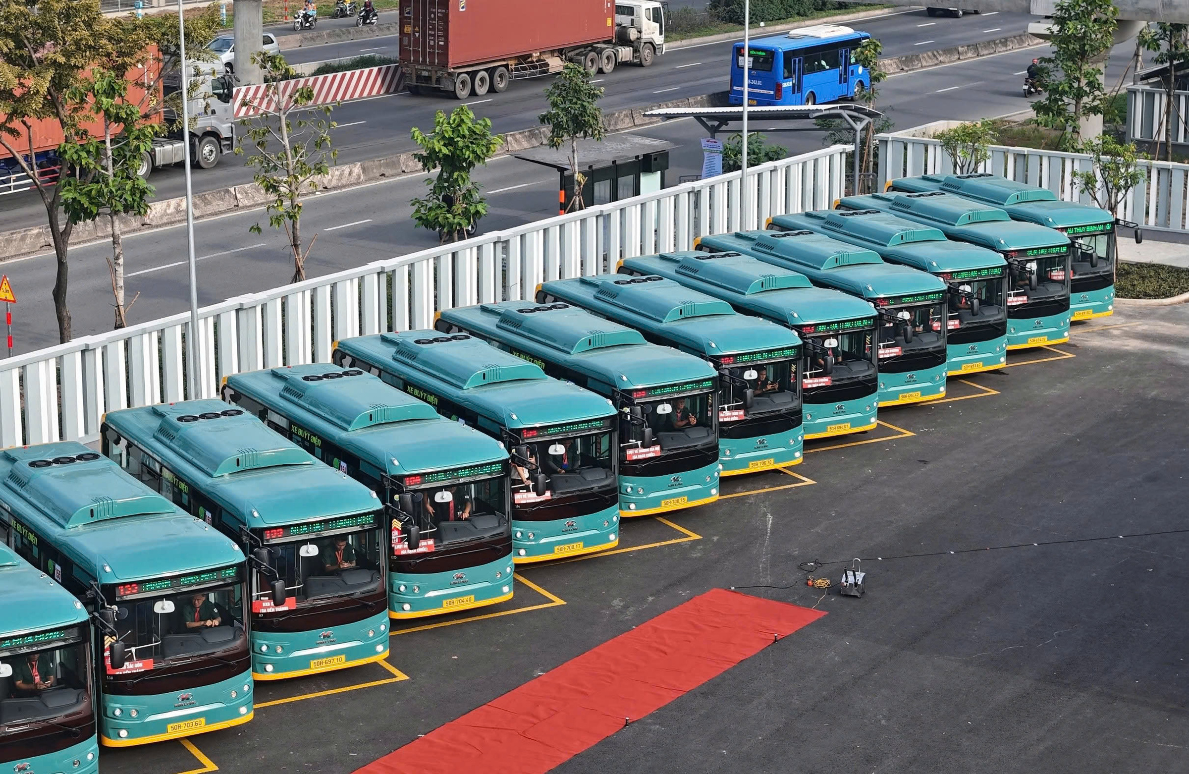 TP.HCM Đề Xuất Chuyển Đổi Toàn Bộ Xe Công Sang Xe Điện, Áp Dụng Mô Hình Chia Sẻ