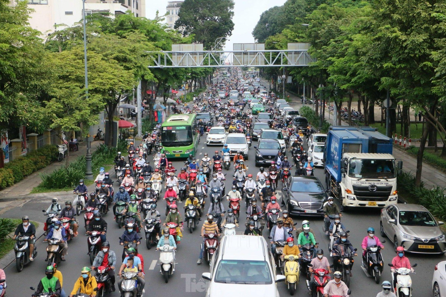 TP.HCM Đề Xuất Chuyển Đổi Toàn Bộ Xe Công Sang Xe Điện, Áp Dụng Mô Hình Chia Sẻ