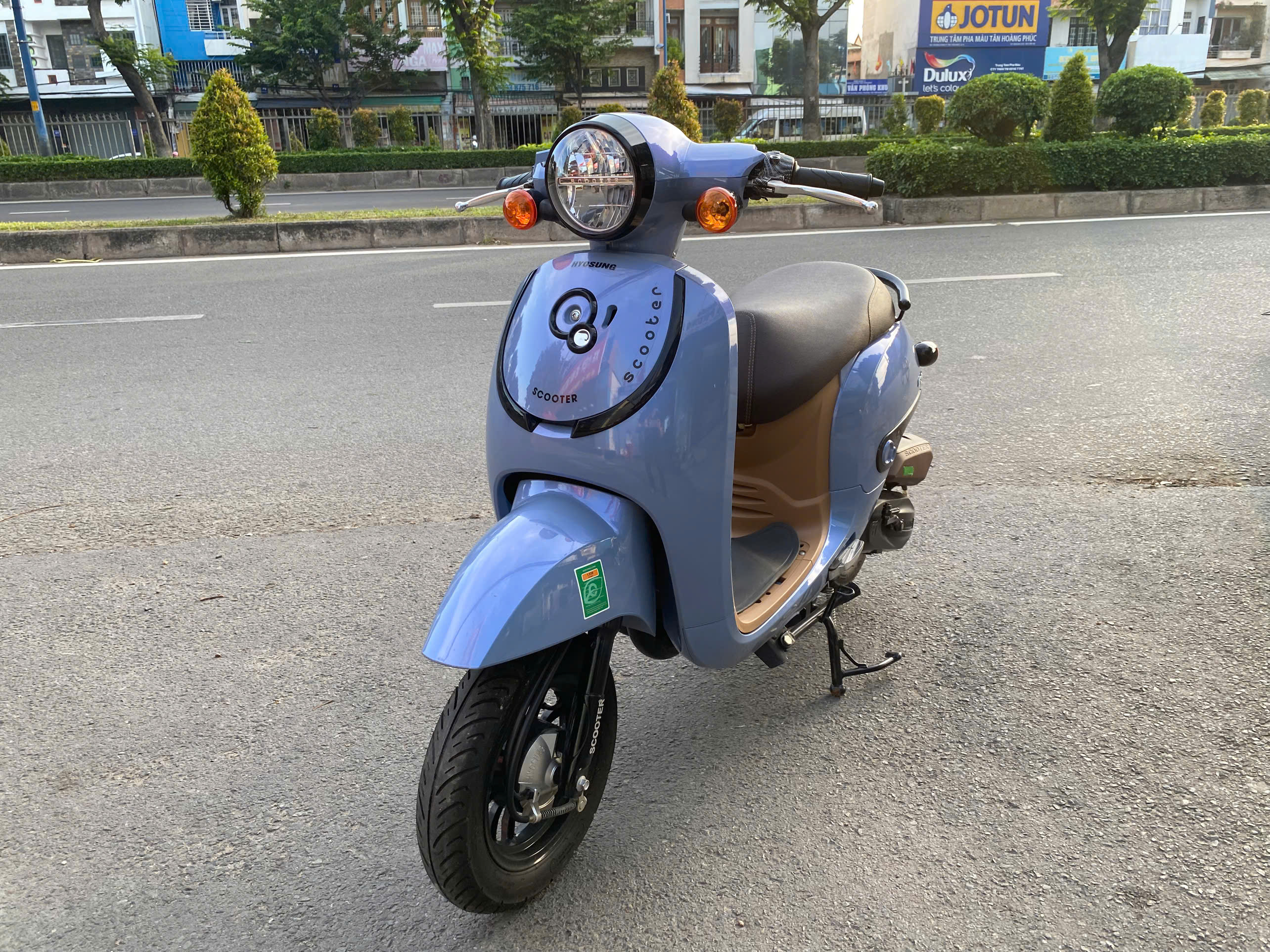 Giorno Hyosung 50cc: Sức hút từ thiết kế cổ điển và sự tiện lợi đáng kinh ngạc của mẫu xe dành cho giới trẻ