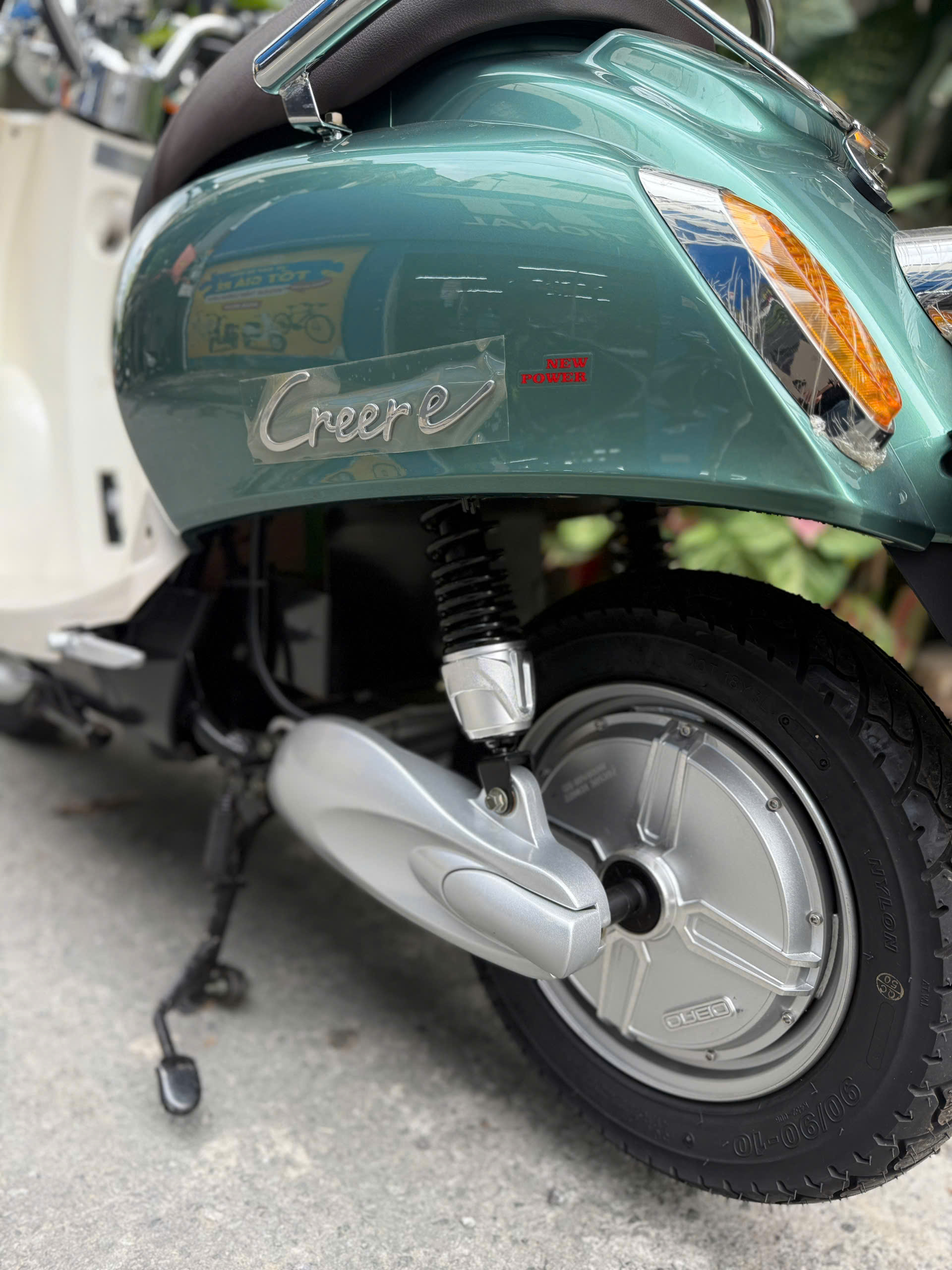 Chưa tới 20 triệu đã sở hữu chiếc xe máy điện bản pin chạy 130km/lần sạc Chưa tới 20 triệu đã sở hữu chiếc xe máy điện bản pin chạy 130km/lần sạc