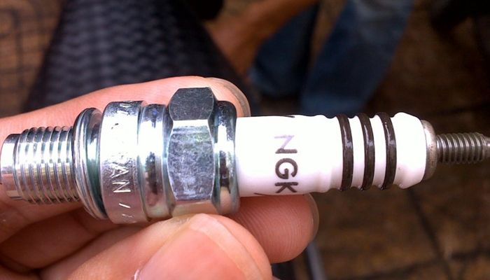 bugi xe máy 50cc